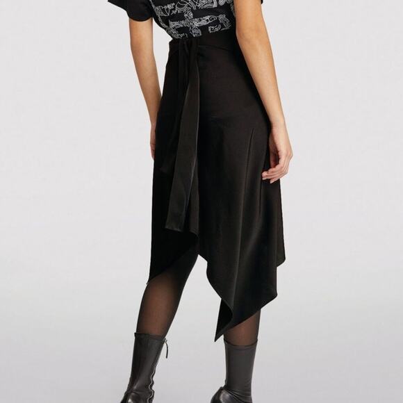 NWT Givenchy Black Asymmetrical Skirt Size 2 MSRP $1770 - Picture 2 of 11